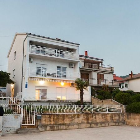 Apartmani Kristijan Crikvenica Luaran gambar